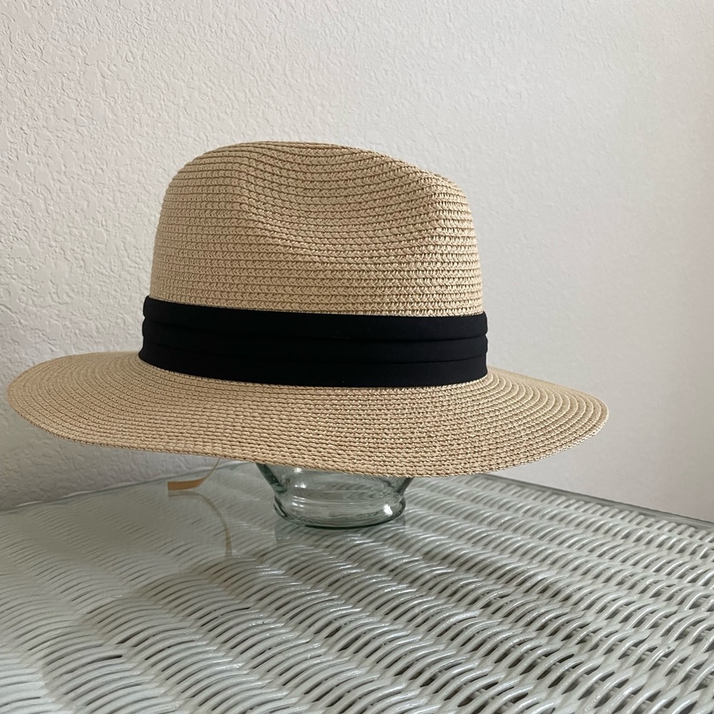 Straw hat - Picture 2 of 3